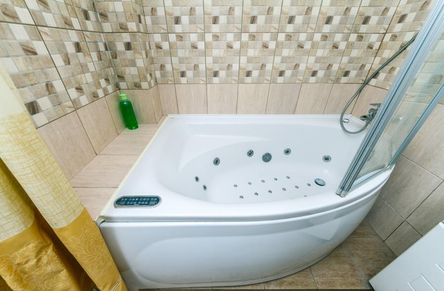 Two Bedroom Apartment On Liuteranska Street 基輔 外观 照片