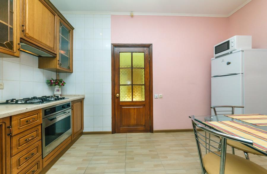 Two Bedroom Apartment On Liuteranska Street 基輔 外观 照片