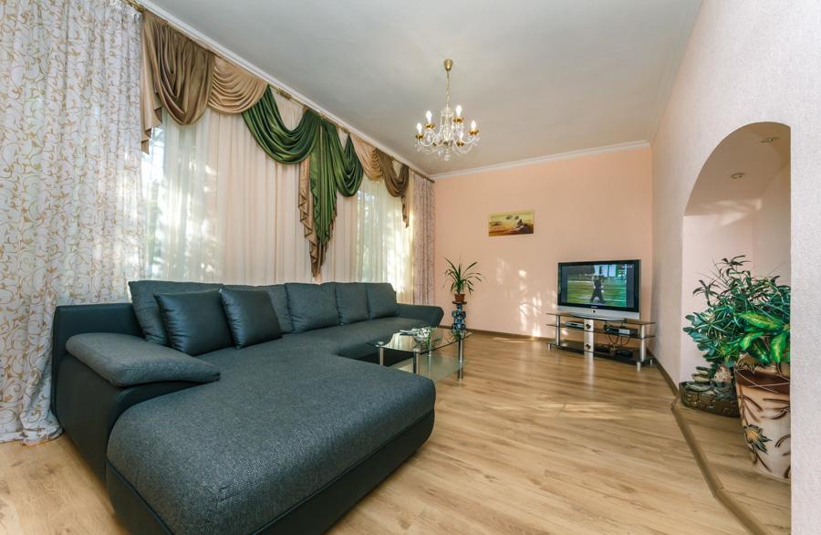 Two Bedroom Apartment On Liuteranska Street 基輔 外观 照片